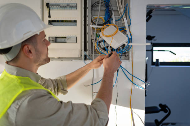Best Electrical Outlet Repair  in Kahaluu Keauhou, HI